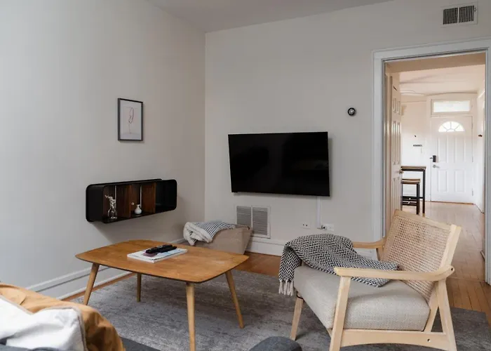 Apartment Sunlit In Lively Wicker-bucktown